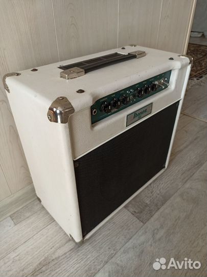 Ламповый гитарный комбик Ibanez TSA-15