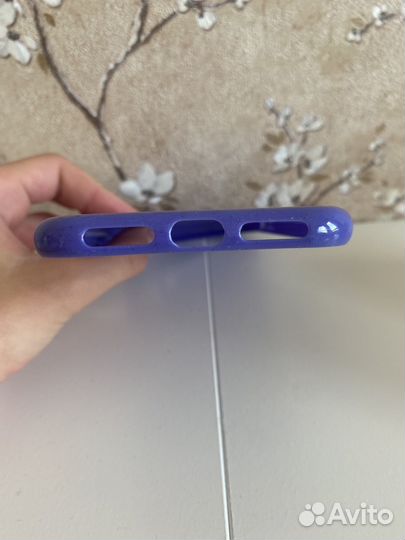 Чехол на iPhone 11 фиолетовый быстяший