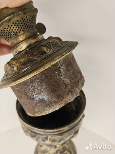 Керосиновая лампа