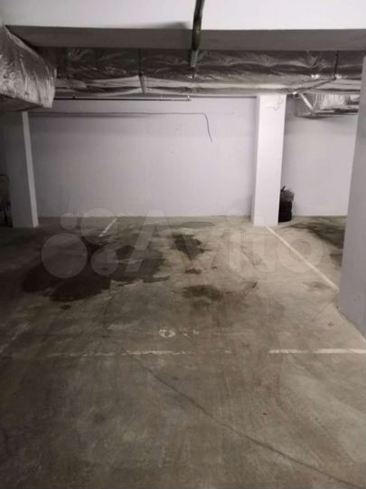 Машиноместо, 18 м²