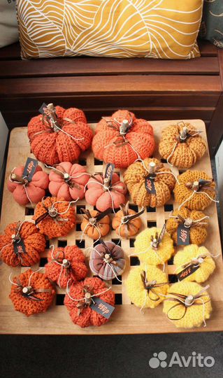 Тыквы вязаные и тканевые декоративные