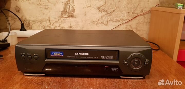 Видеоплеер Samsung SVR-121