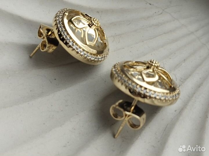 Серьги гвоздики