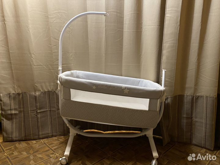 Приставная люлька кроватка колыбель на колёсах CAM