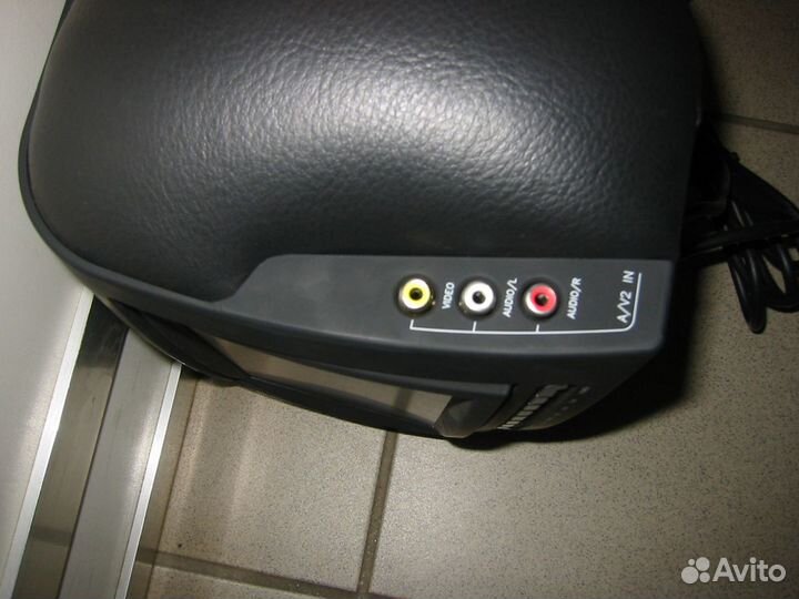 Автомобильный монитор Daxx MA707 DVD black