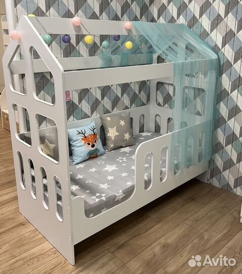 Кроватка Домик детская 160х80