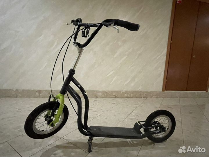 Самокат детский мало бу, в отличном состоянии
