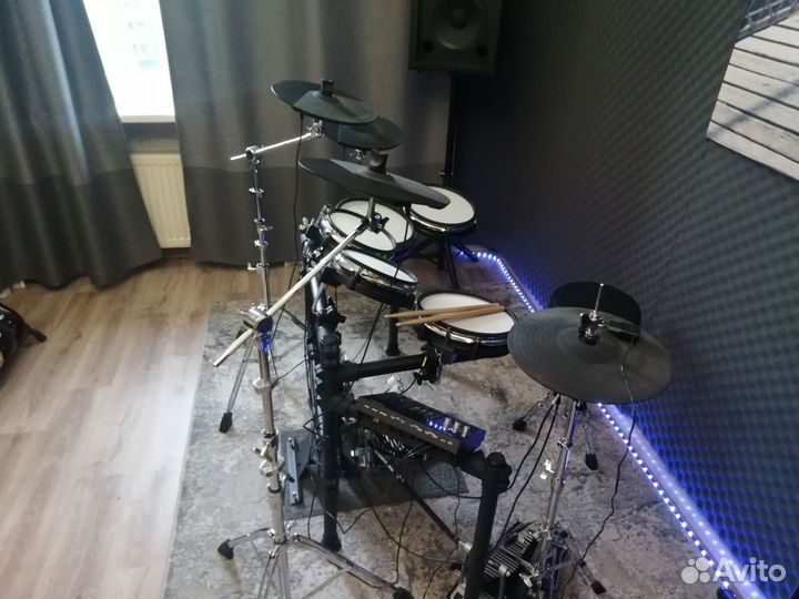 Электронные ударные