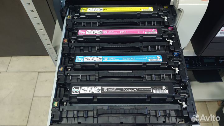 Цветной лазерный принтер HP Color LJ CP2025