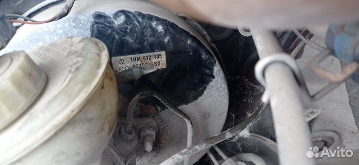 Вакуумный усилитель тормозовVolkswagen Golf 3