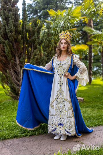 Национальный костюм женский царицы/княгини
