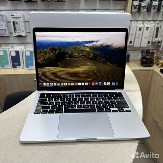 MacBook Pro 13 2020 i5/ 16/512gb