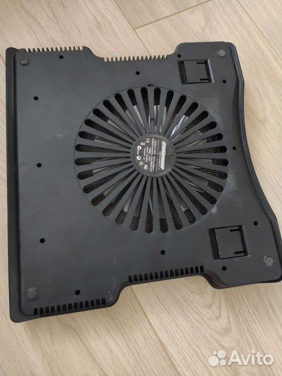 Подставка с охлаждением для ноутбука