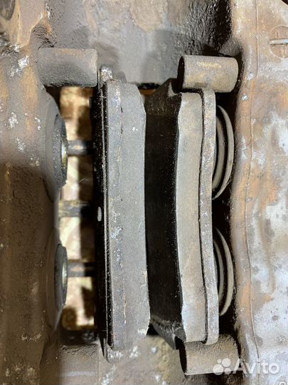 Суппорт задний левый VW Touareg S15