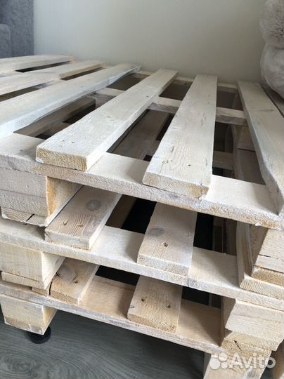 Паллеты для мебели новые