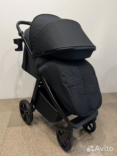 Всесезонная прогулочная коляска Bravo SL