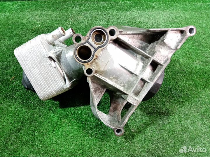 Корпус масляного фильтра Volkswagen Touareg 7L 1