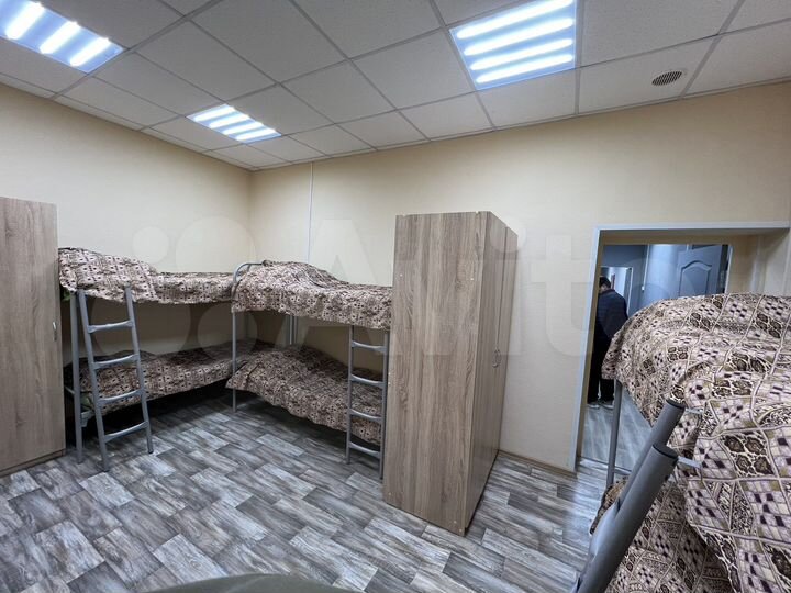 Комната 100 м², 1/9 эт.
