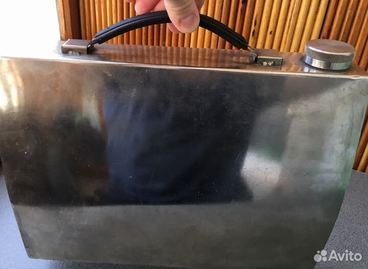 Фляжка, канистра