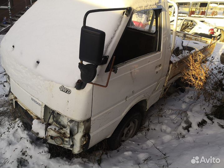 Nissan vanette truck