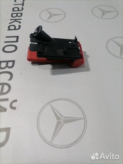 Ручка открывания капота Mercedes-Benz Glc 250D