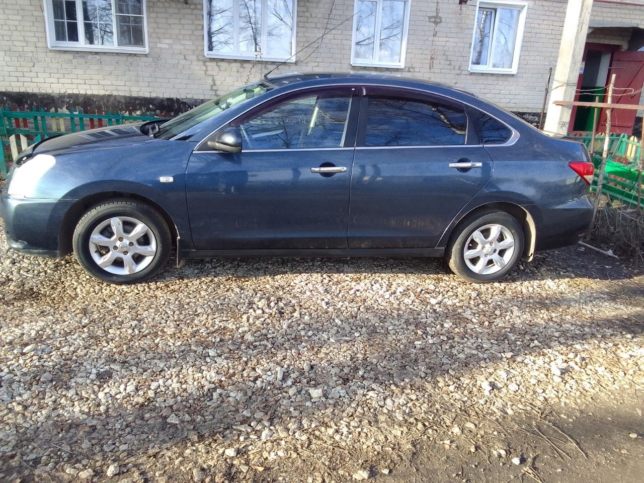 Nissan Almera: фото владельца