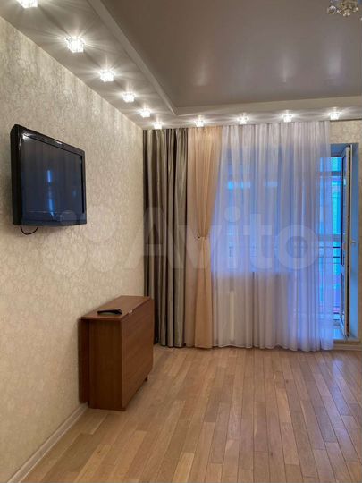 2-к. квартира, 86 м², 5/10 эт.