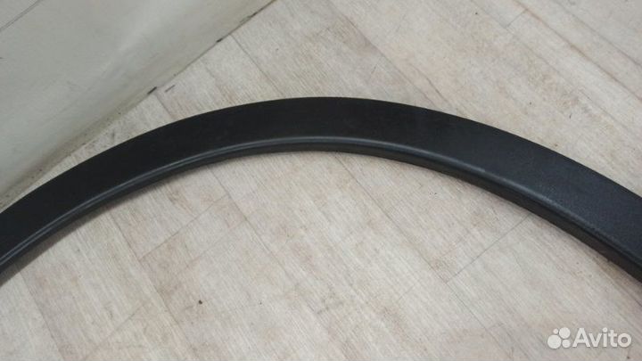 Накладка на крыло передняя левая Nissan Qashqai