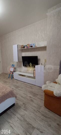 4-к. квартира, 104 м², 1/2 эт.