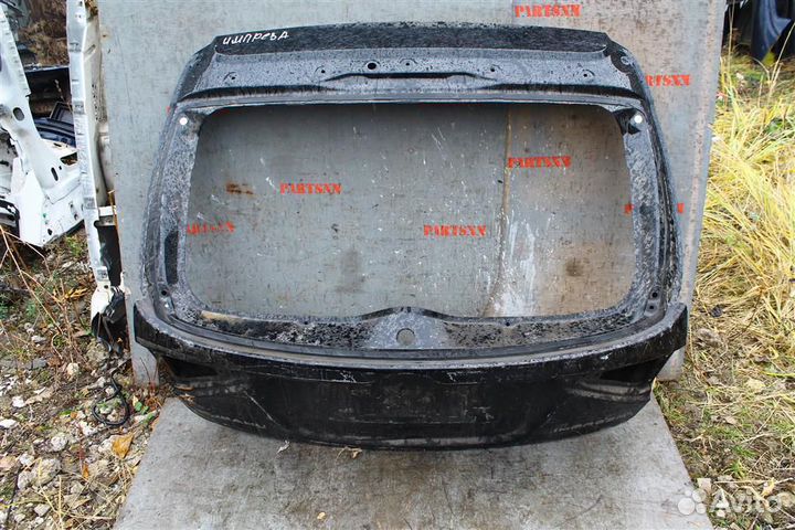 Крышка багажника Субару Импреза G12