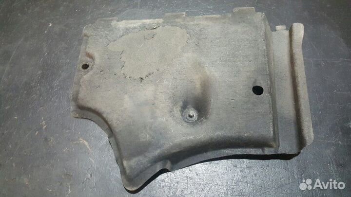 Защита днища передняя правая Audi A7 4G CGW 2011