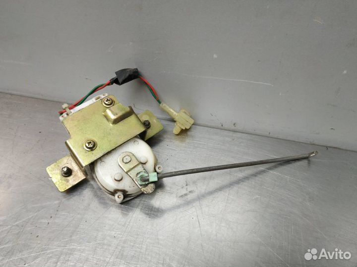 Привод замка крышки багажника Suzuki Wagon R MC22S