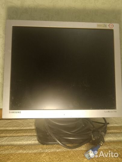 Монитор Samsung