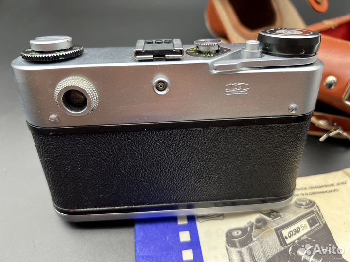 Пленочный фотоаппарат СССР фэд 5В новый