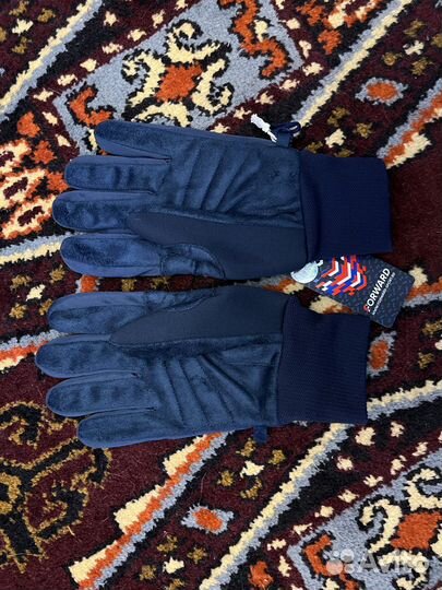 Утепленные перчатки forward