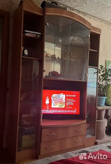 Стенка со шкафом