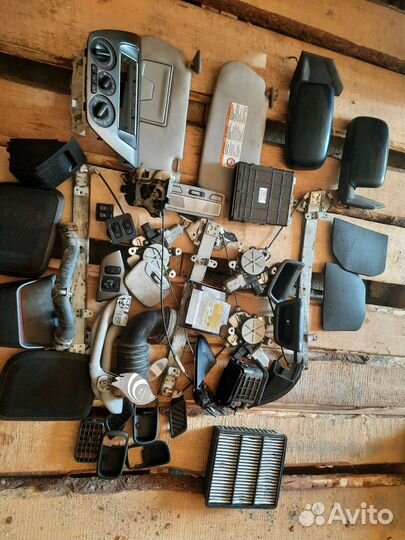 Запчасти на mitsubishi lancer 9