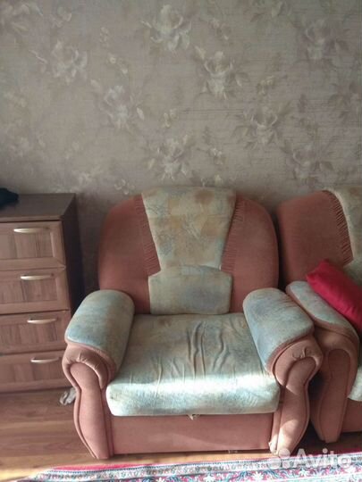 Продам угловой диван и кресло кровать б/у