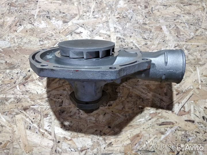 Помпа на опель омега двигатель 2.6л