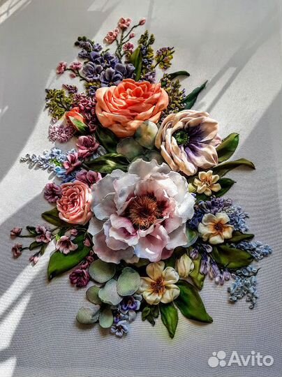 Настенное панно. Акварельный сюжет лентами