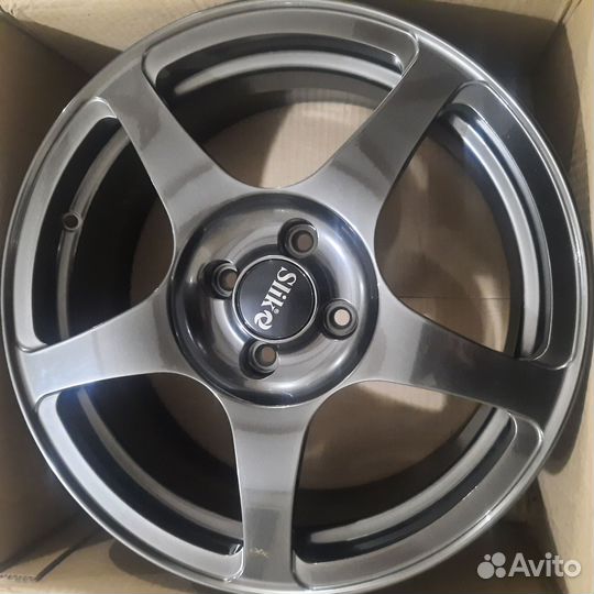 Литые диски Слики r 16 на ваз