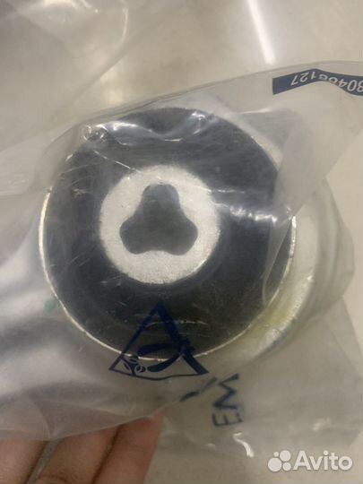 Рычаг передний нижний левый Mercedes W212