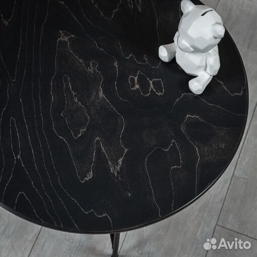 Журнальный столик