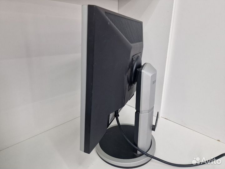 Мониторы Samsung SyncMaster 740T