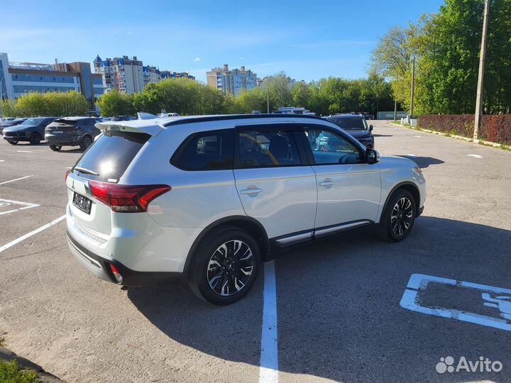 Mitsubishi Outlander 2.0 CVT, 2021, 29 350 км
