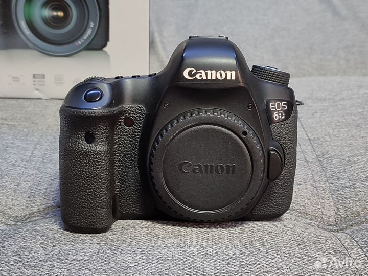 Зеркальный фотоаппарат Canon EOS-6D