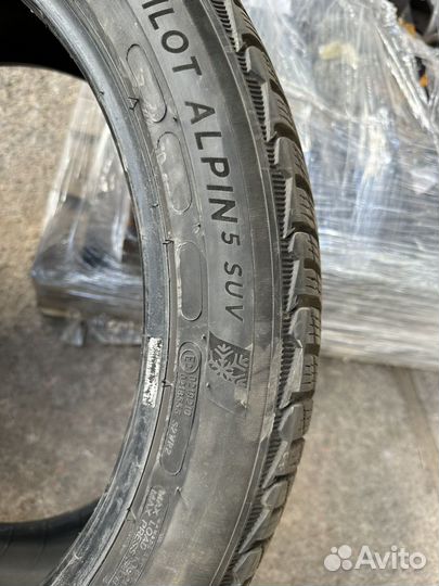 Michelin Pilot Alpin 5 SUV 285/40 R22 110V