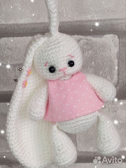 Вязаный заяц