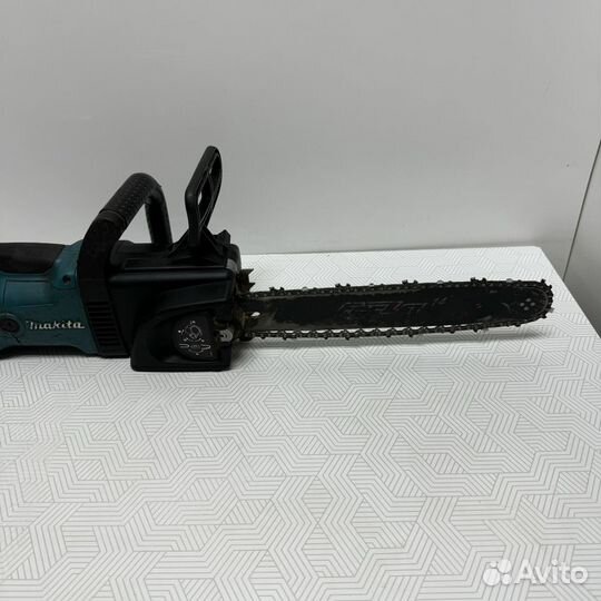 Электрическая цепная пила Makita UC 3530 A