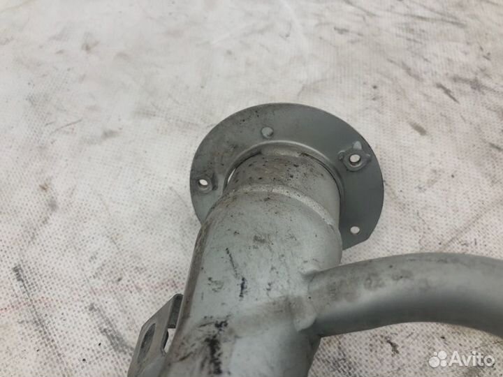 Горловина топливного бака Subaru Forester SG5